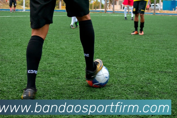 布朗单枪匹马抵挡北伐快船本赛季场均30分6篮板5助攻展现蜕变之路