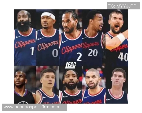 小卡称科林斯打四号位能对抗更高大球员我们每个位置的球员体型都很出色