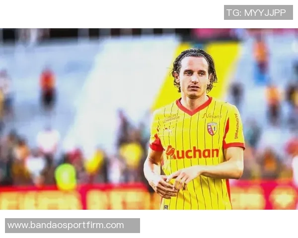 托万时隔七年重返巅峰荣膺法甲九月最佳球员称号