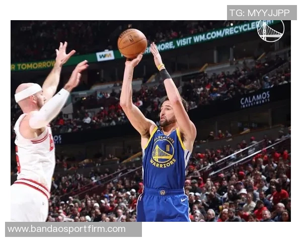 克莱状态回暖近5场场均17分三分命中率高达478展现佛光微现之势