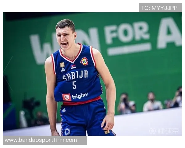 约维奇赞队友优秀场下关系更重要感受如同家一般温暖